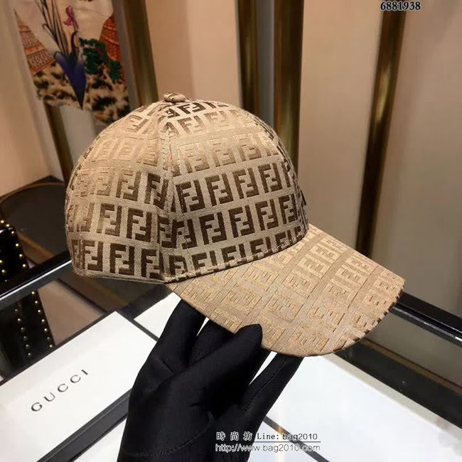 FENDI芬迪 火爆款 時尚棒球帽 男女同款 6881938 LLWJ5769